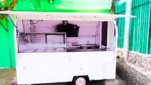 Snack remorque food truck : cuisine mobile, restauration, snack, kebab, sandwichs