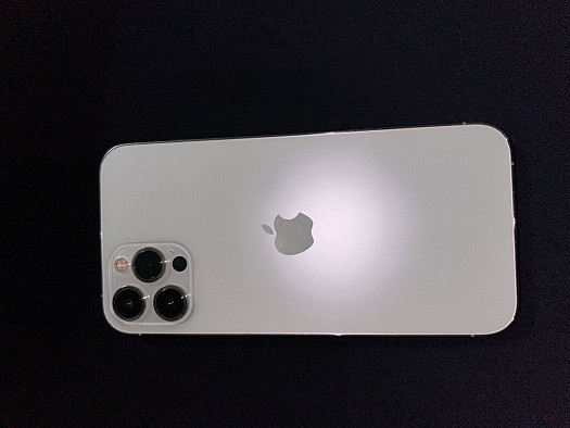 Téléphone IPhone 12 Pro Max