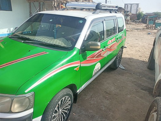 Voiture Toyota Probox Année 2014