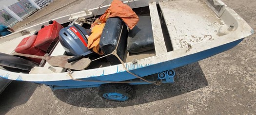 Bateaux moteur neuf et bateaux état propre