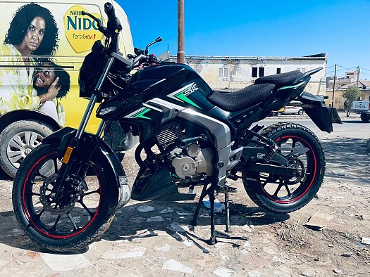 Moto Senke 200