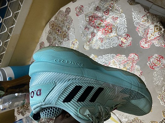 Adidas dame 8
