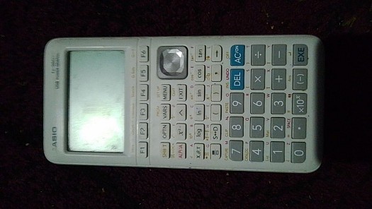Calculatrice graphique CASIO 6 mois d\'utilisation