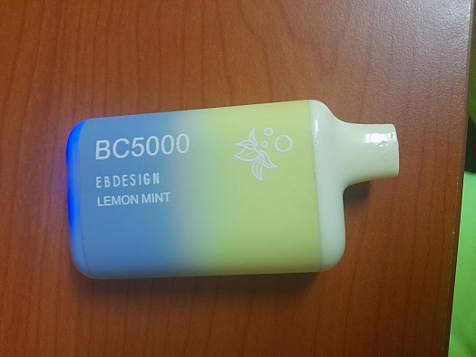 Chicha électronique, utilisée 1 mois, prix négociable
