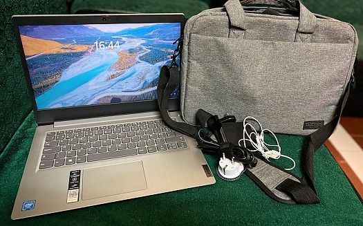 Pc Lenevo 1 To, 4 Go RAM, 64 bits, avec sac et écouteurs offerts