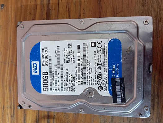 Disque dur interne pour unité centrale - 500giga en excellent état