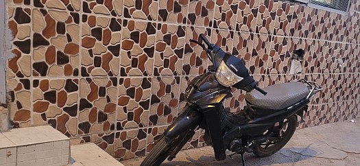 Moto 110cc en excellent état, moteur garanti