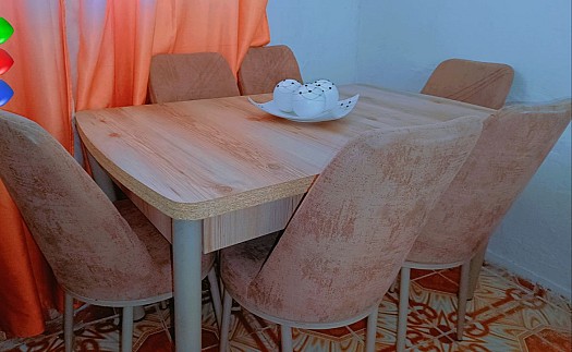 Ensemble salon neuf avec table et 6 chaises
