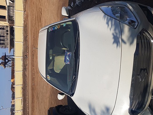 Suzuki Dzire Berline Blanche, 2019, 6 CV, 40500 km