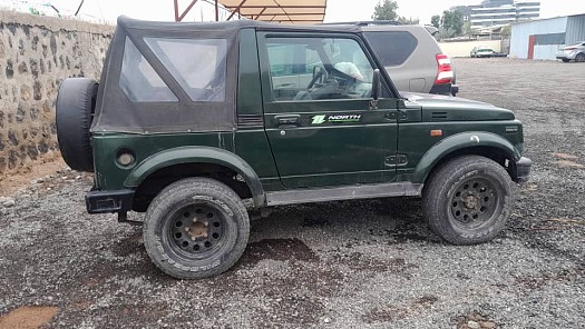 Voiture Suzuki ancien modèle, prix négociable