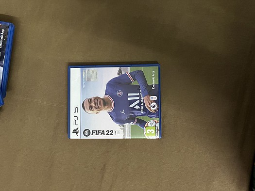 Jeu Fifa 22 en excellent état, sans bug