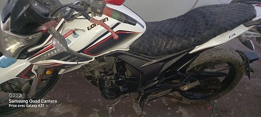 Moto Loncin 150cc en excellent état