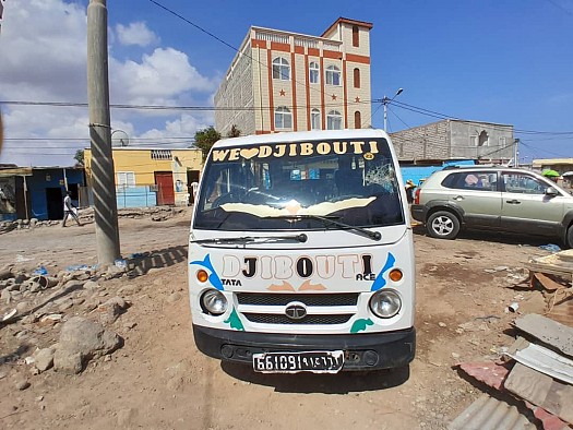 Tata Bajaj Magic en bon état