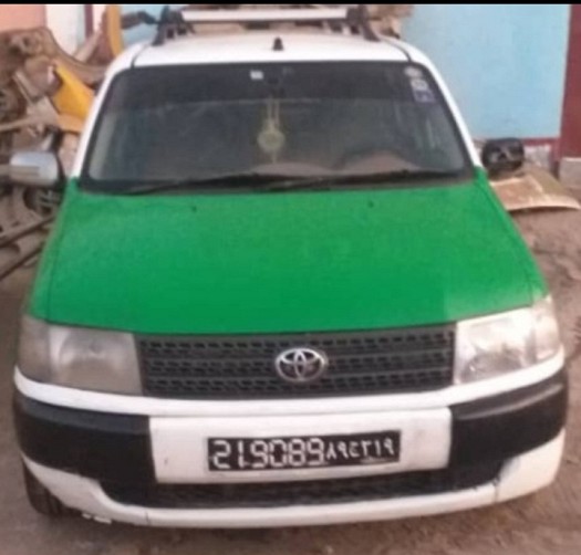 Taxi Toyota Probox en bon état à vendre