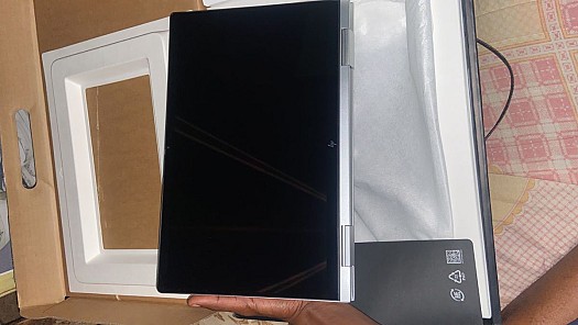 HP Envy 14 Core i7 16Go RAM 1To SSD Tactile Empreintes Digitales