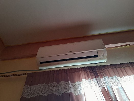Climatiseur Samsung marque 2017 - 2Cv à 45000 frd