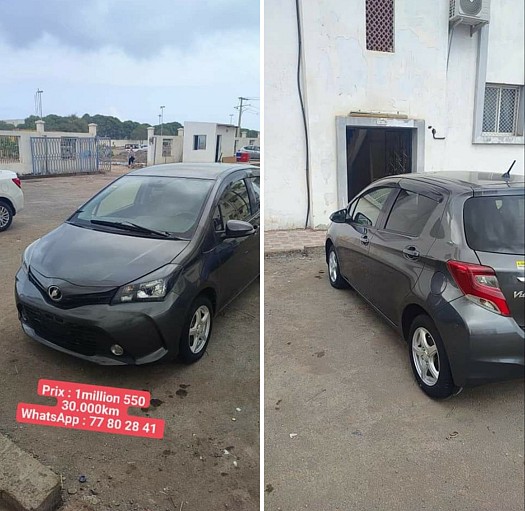 Toyota Vitz automatique, venant de Dubai
