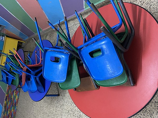 Ensemble Table et Chaises pour École Maternelle