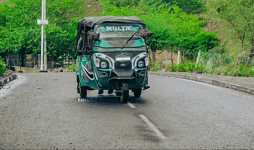 Bajaj Mahindra Alfa 2019 en excellent état, négociable