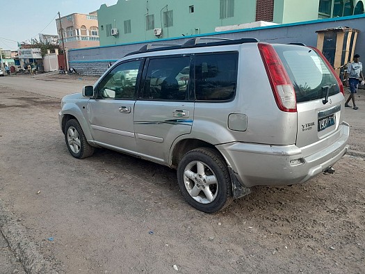 Nissan X-Trail d\'occasion, bon état, prix abordable