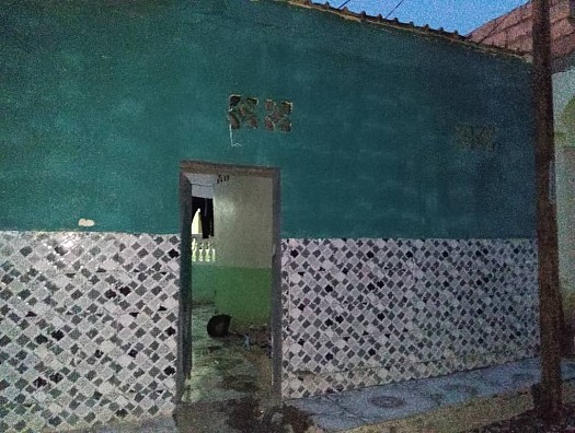 À vendre maison en dur
