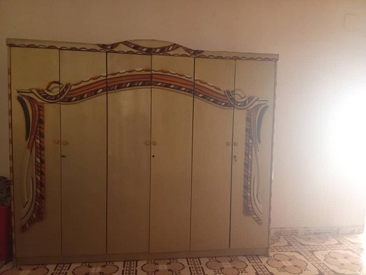 Chambre à coucher complète, tout neuf - Lit, armoire, toilettes