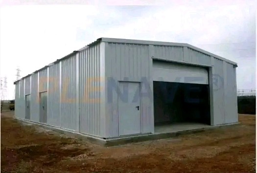 Zone industrielle 2 hangar et un terrain de 4 800m² sur route principale et commerciale