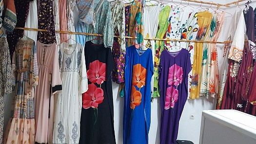 Jolie Robe et Abaya Fashion et Moderne