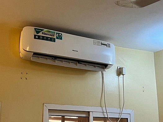 Climatiseurs Hisense et Samsung, 2.5 à 3 chevaux