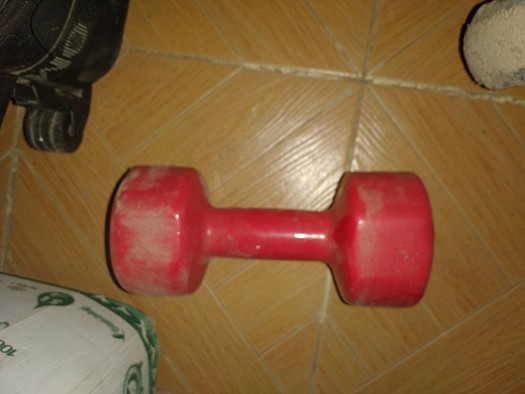 Matériel de musculation 8kg en excellent état