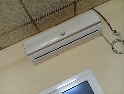 Ensemble de salon complet gris moderne + chambre à coucher + climatiseur fonctionnel à petit prix