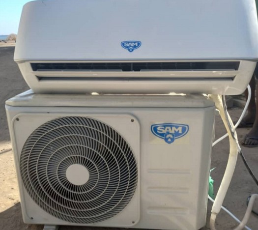 Climatiseur Sam 1.5 CV, excellent état, 10 mois d\'utilisation