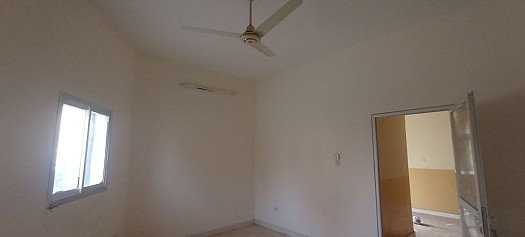 Maison F3 neuve avec jardin, eau et électricité à Barwaqo 2 phase 2