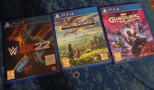 Lot de 3 jeux CDs en excellent état à prix imbattable