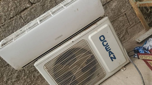 Climatiseur efficace - 5 mois d\'utilisation - avec télécommande