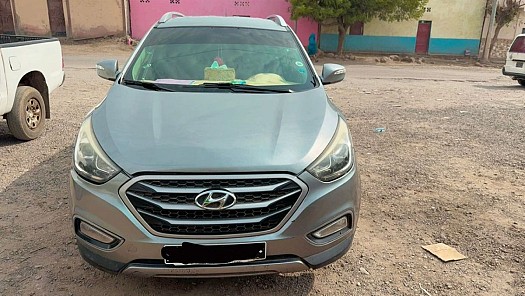 Hyundai Tucson, climatisation en parfait état, location avec caution