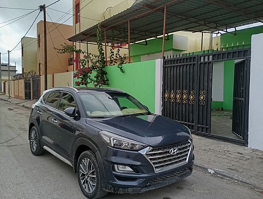 Villa Hamdani F3 avec grand véranda et parking, quartier calme