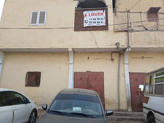 Magasin spacieux à louer à Hayabley, Balbala 11