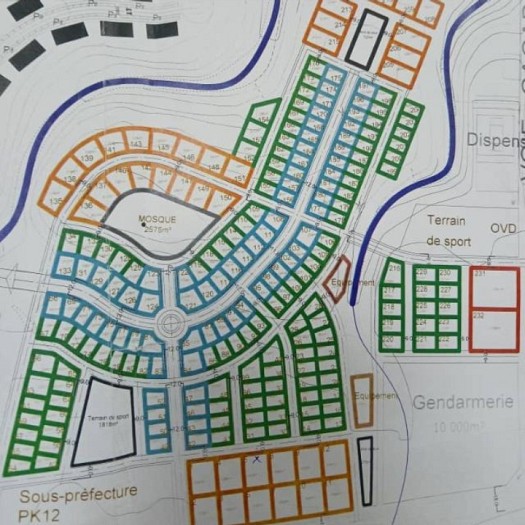 Terrain de 150m² avec titre foncier à PK12 Nord