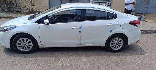 Location Voiture KIA K3 2017, Automatique, Climatisée avec Bluetooth et Caméra de Recul