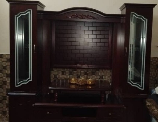 Living élégant et moderne à vendre, prix négociable