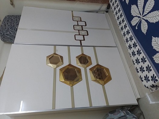 Chambre à coucher en bon état