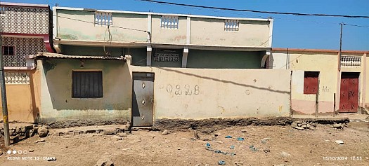 Maison F3 avec terrasse et titre foncier à Cité Cheikh Osman