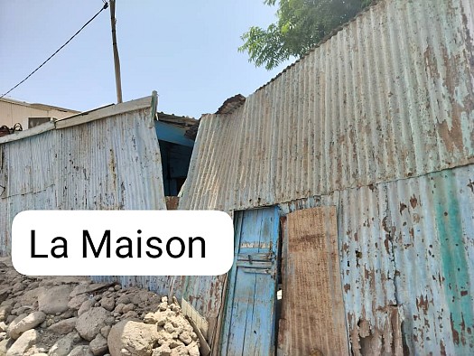 Maison avec titre provisoire à vendre