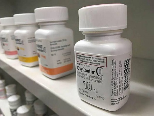 Équipements médicaux et médicaments: Xanax, Valium, et plus encore