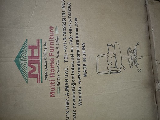 Chaises neuves pour maison, salon, bar et restaurant