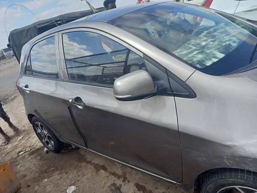 Kia morning en bon état, vignette 2025 offerte