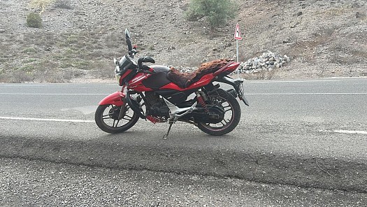 Moto Hero Thriller Sport 150cc en excellent état