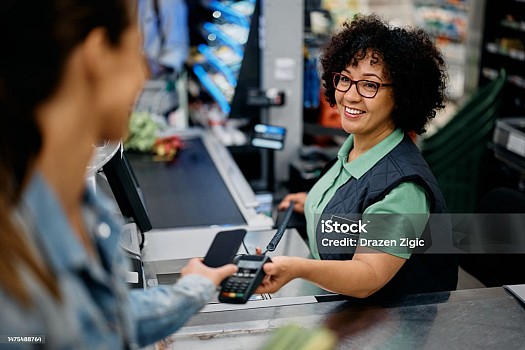 Demande d\'emploi pour un poste de Caissière