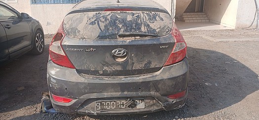 Hyundai Accent, diesel, boîte manuelle, à réparer